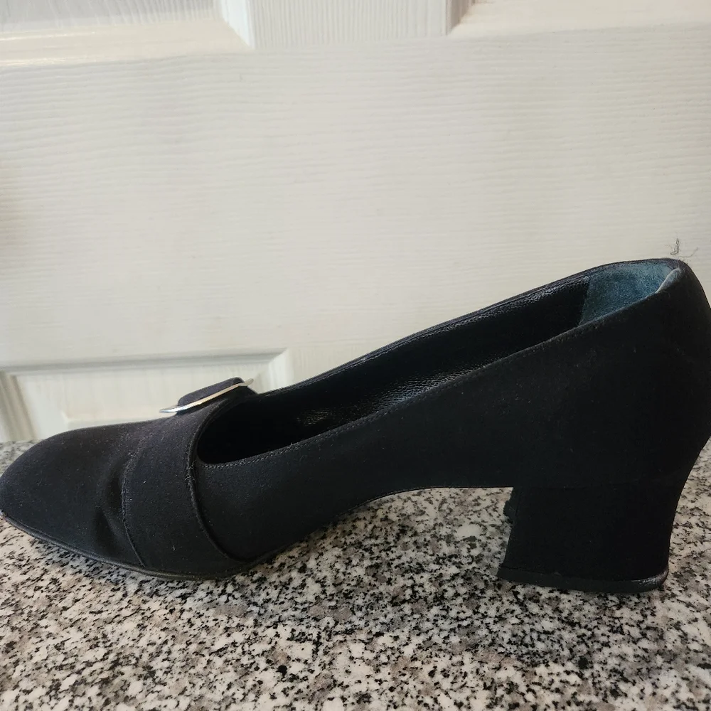 Paloma Made in Italy Black Leather Satin Fabric Heels Dark Academia Size 10.5AA